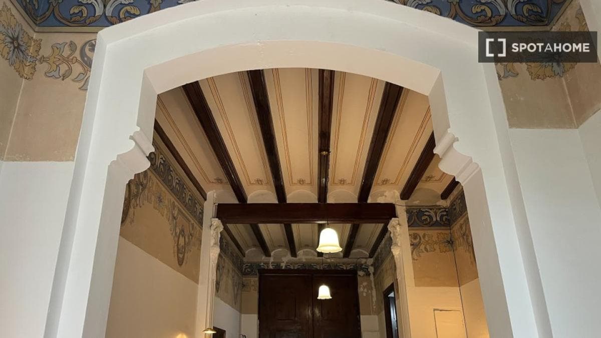 Properties for sale and rent in Spain photo 4