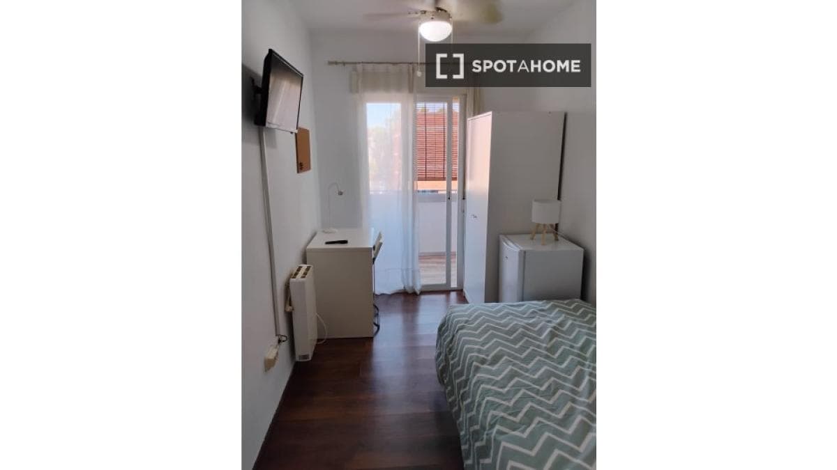 Propiedades en venta y alquiler en España photo 2