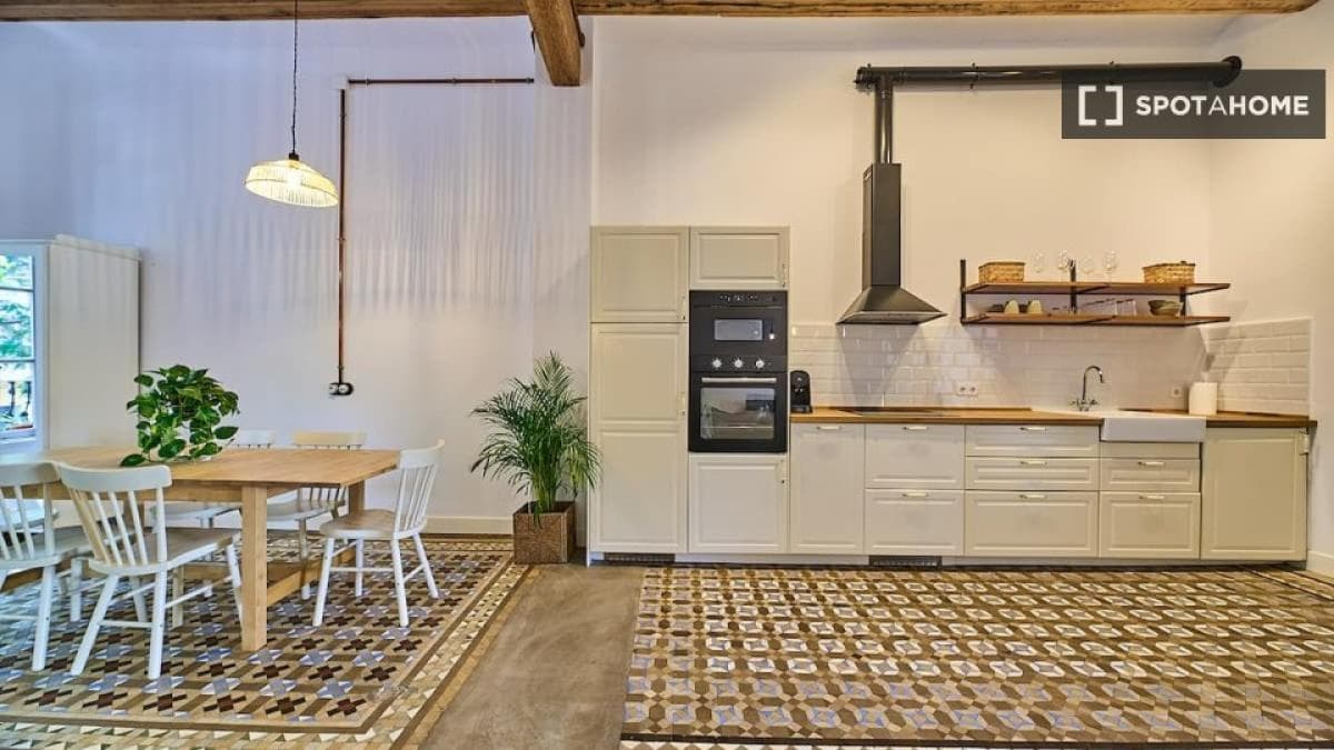 Properties for sale and rent in Spain photo 5