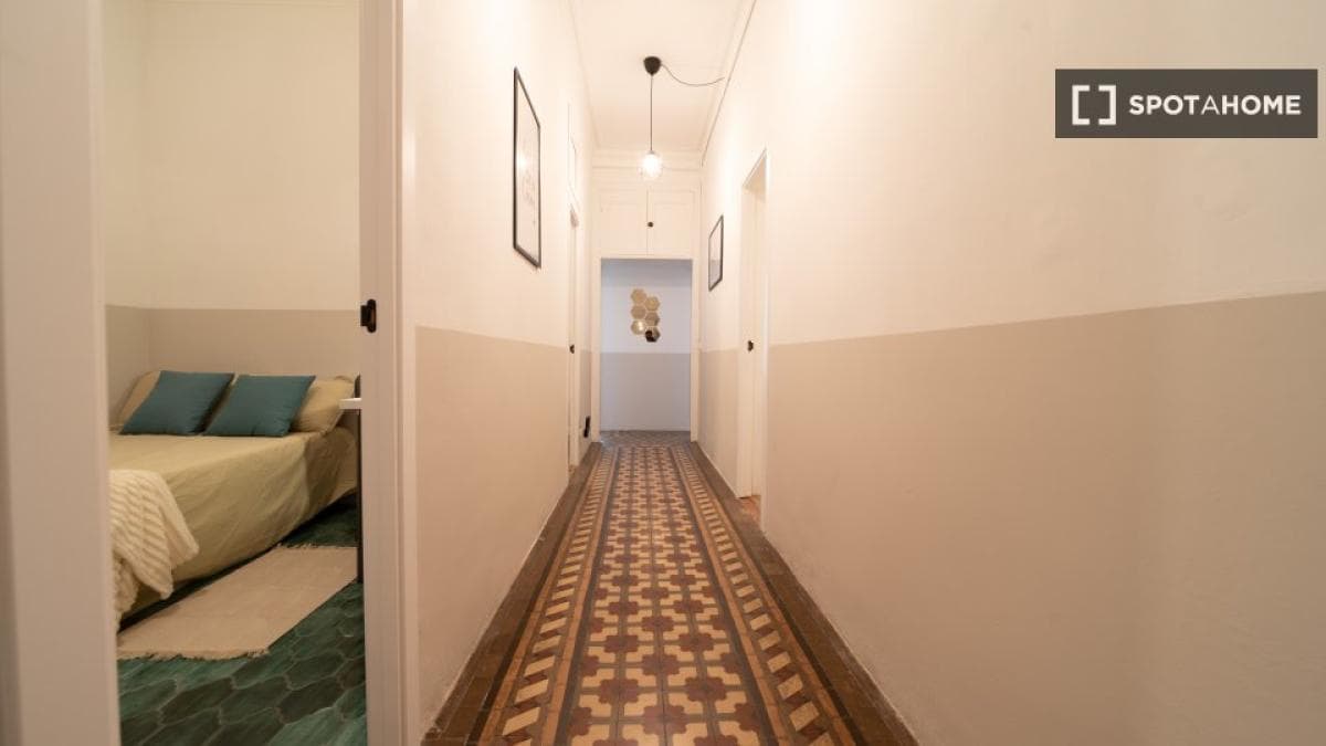 Недвижимость на продажу и в аренду в Испании photo 4