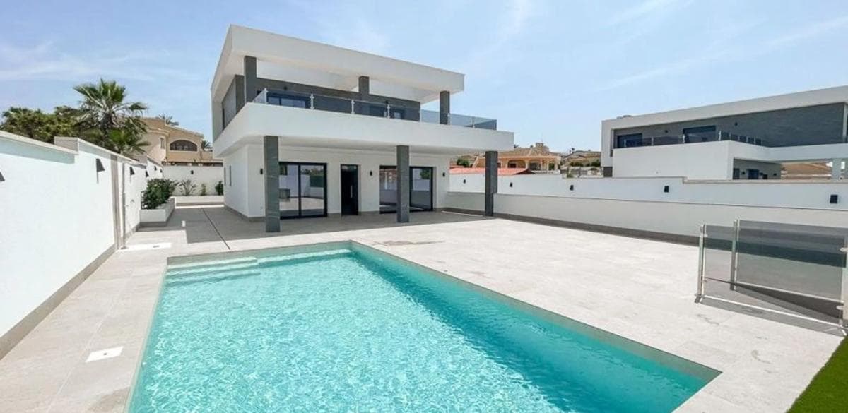 Venta de chalet independiente en Calle Velázquez, 50, Rojales
photo 4