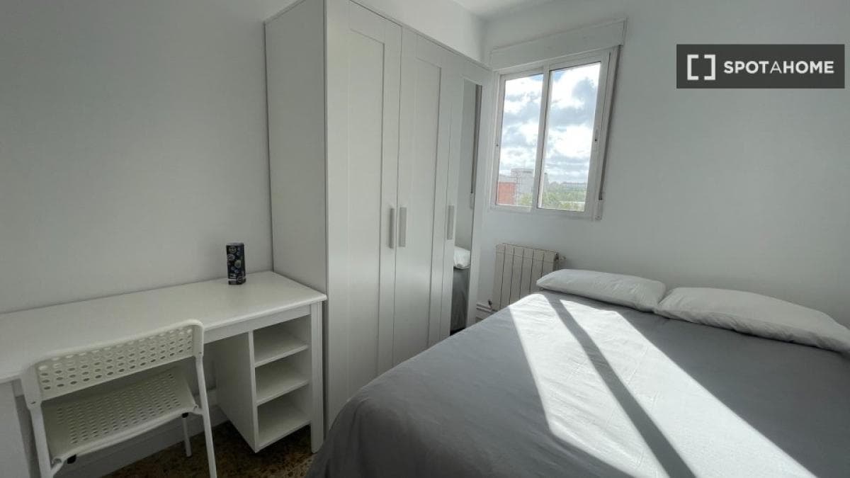Недвижимость на продажу и в аренду в Испании photo 2