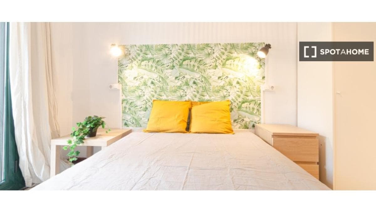 Properties for sale and rent in Spain photo 4