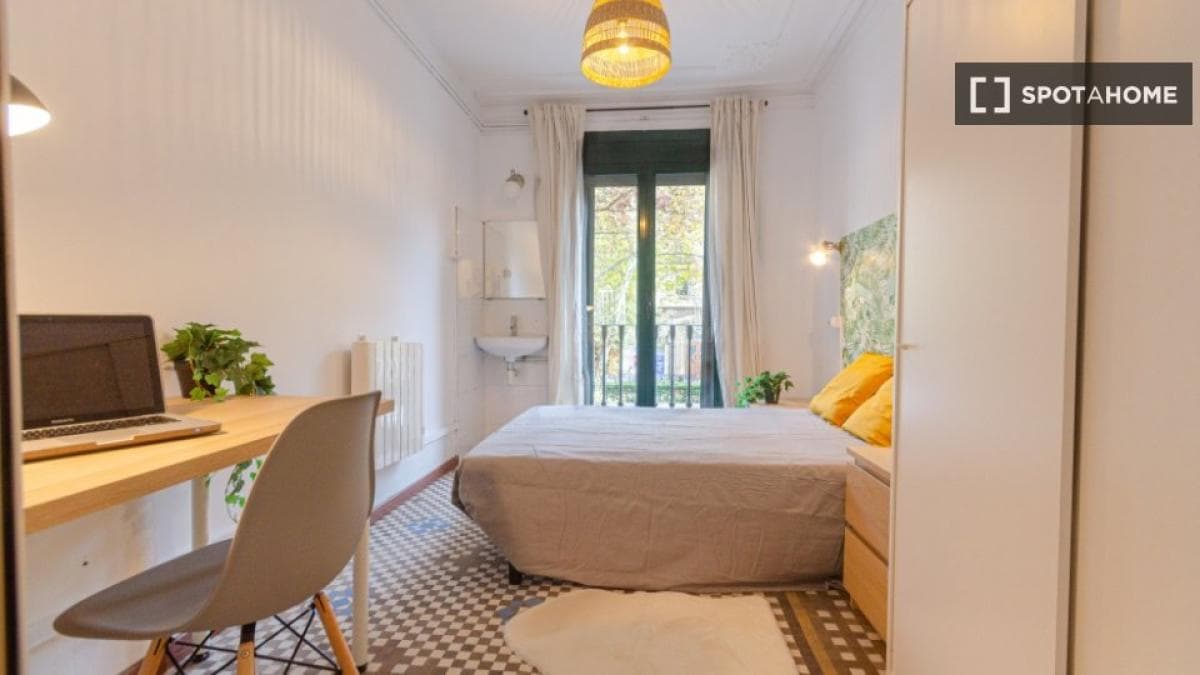 Properties for sale and rent in Spain photo 5