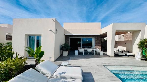 Chalet independiente en venta en Algorfa, Algorfa
thumbnail 2