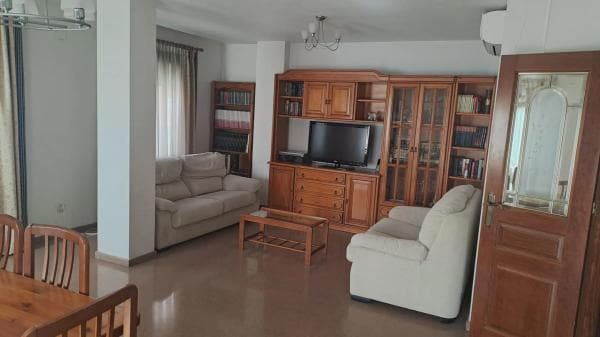 Independent chalet for sale in Calle Miguel Hernández, 24, Almoradí
thumbnail 2