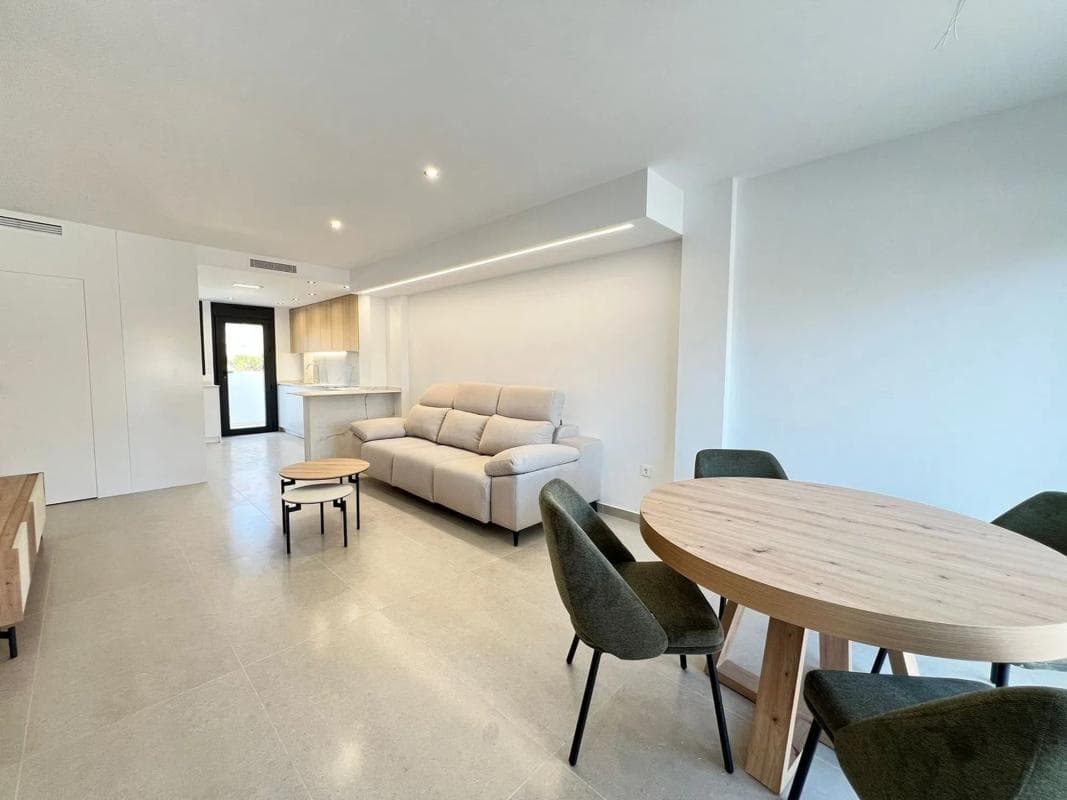 Propiedades en venta y alquiler en España photo 5