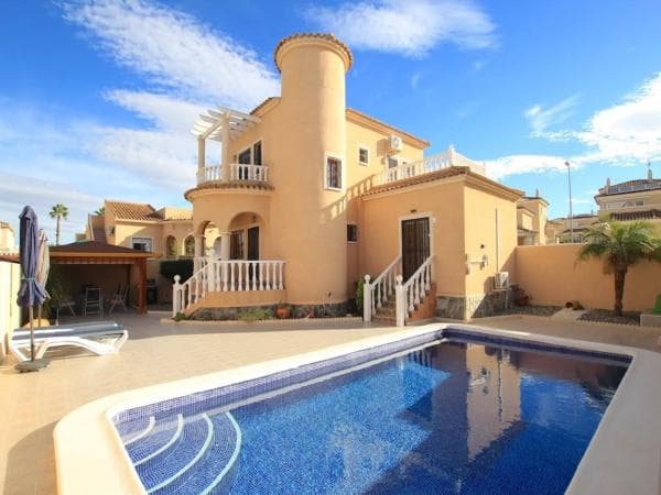 Chalet independiente en venta en Benijofar, Benijofar
photo 1