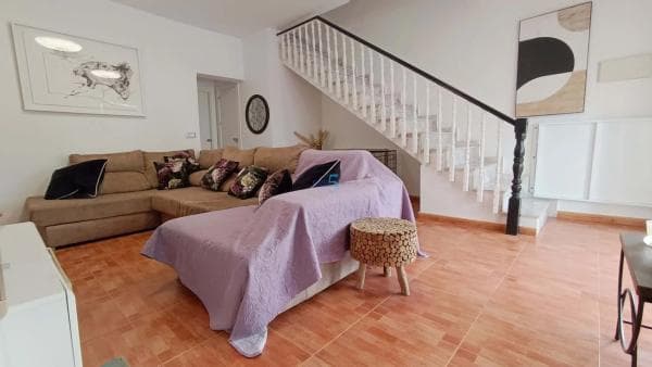 Chalet pareado thumbnail 1