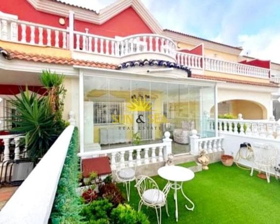 Chalet independiente en venta en Benijofar, Benijofar photo 1