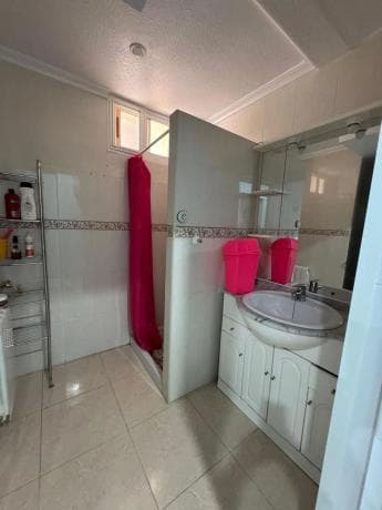 Chalet independiente en venta en Calle Naranjo de Bulnes, Benijofar
thumbnail 1