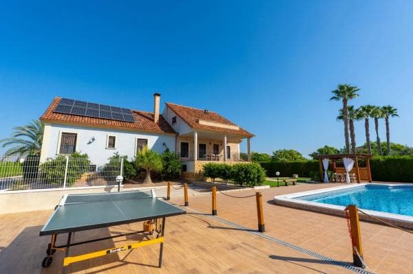 Chalet independiente en venta en Calle Santa Bárbara, Catral
photo 1