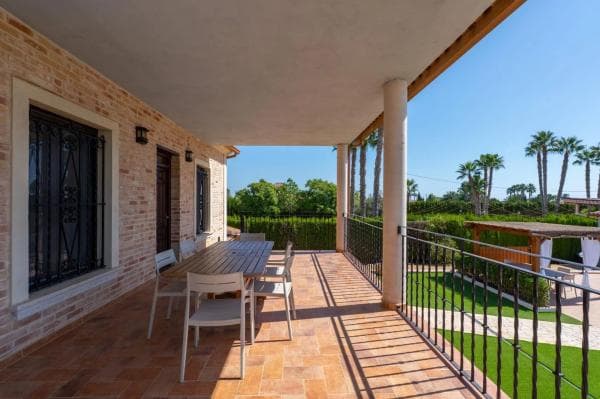 Chalet independiente en venta en Calle Santa Bárbara, Catral
thumbnail 1