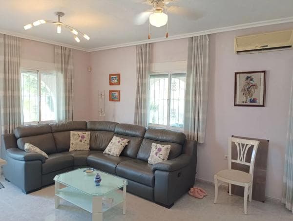 Chalet independiente en venta en Catral, Catral
photo 1