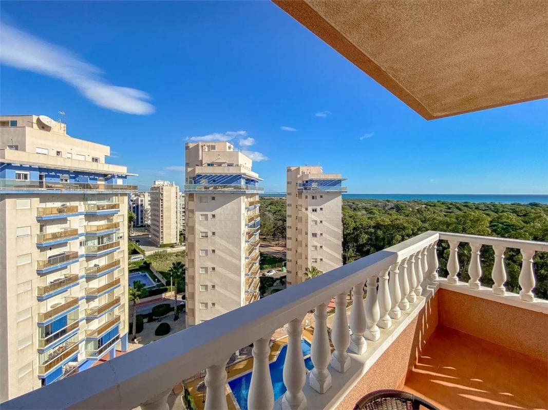 Venta de piso en Avenida del Puerto, Guardamar del Segura
photo 2