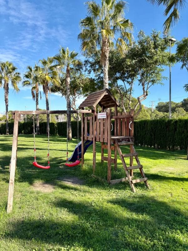 Venta de chalet adosado en CL FELIP DE TOGORES , Guardamar del Segura photo 5