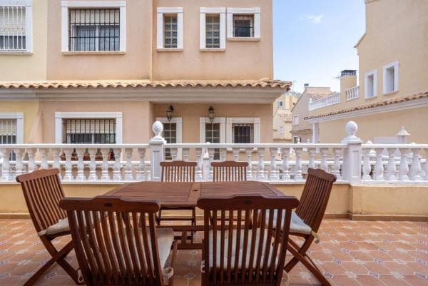 Terraced house for sale at Calle Grecia , Guardamar del Segura photo 1