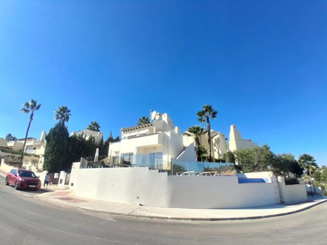 Venta de chalet independiente en Calle Oleza, Orihuela
photo 2