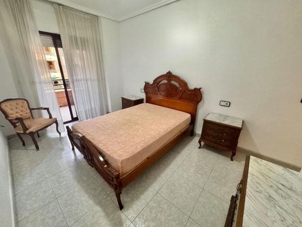 Piso en venta en Calle Obispo Rocamora, 10, Orihuela
photo 1