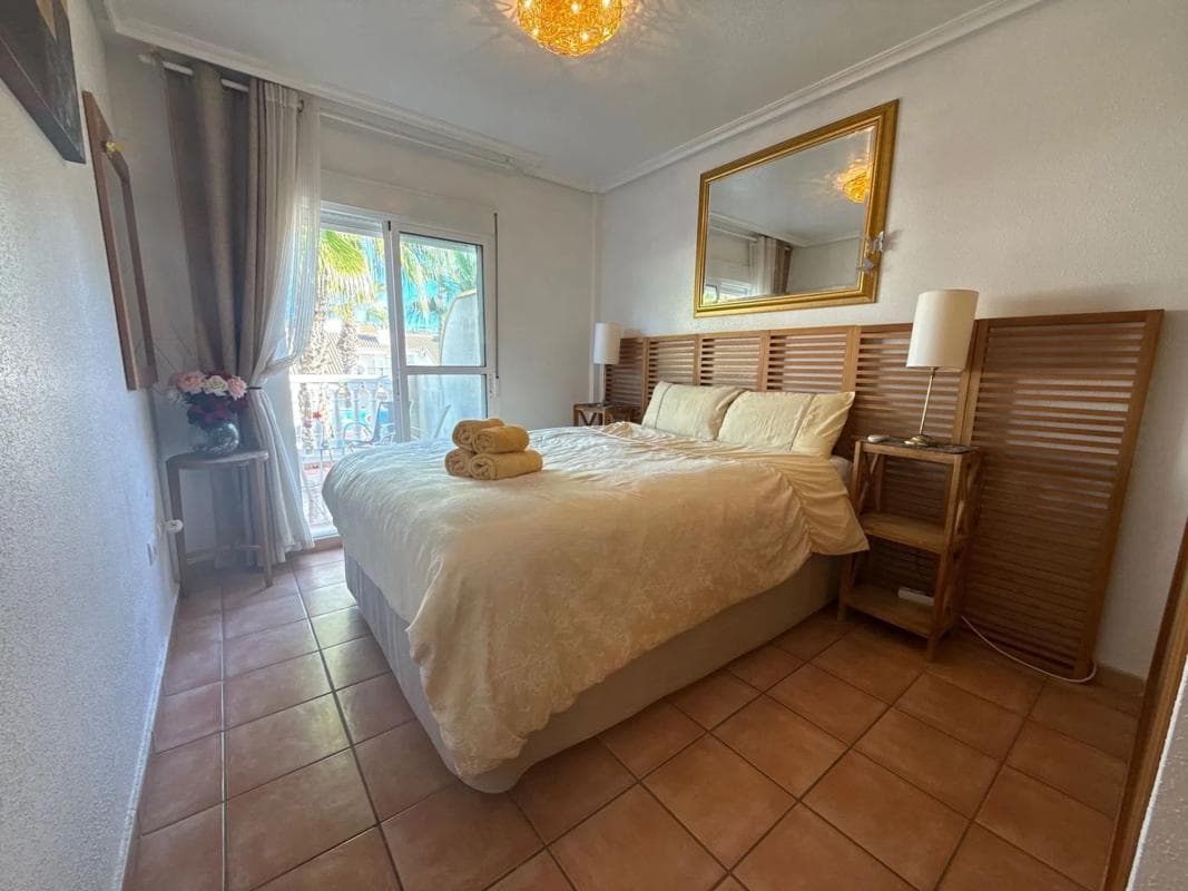 Venta de piso en Barrio Aguamarina, Orihuela
photo 5