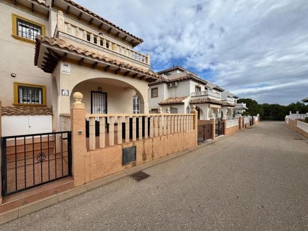 Четырехквартирный дом на продажу на Barrio Lomas de Cabo Roig-Los Dolses , Ориуэла photo 1