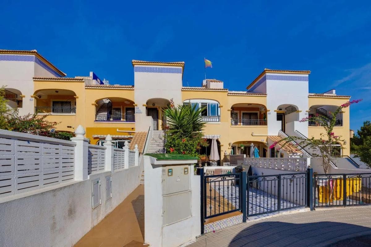 Venta de ático en Barrio Los Almendros-La Florida, Orihuela photo 2