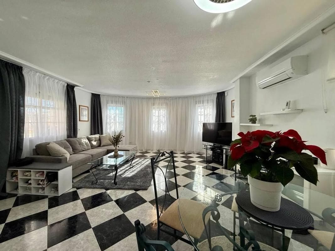 Venta de chalet independiente en Barrio Playa Flamenca, Orihuela
photo 3