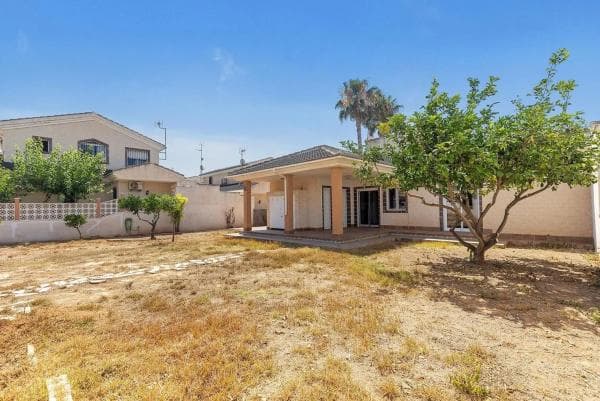 Chalet independiente en venta en Zona Pueblo, Pilar de la Horadada
photo 1