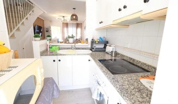 Четырехквартирный дом на продажу на Calle Cañada Real , Пилар де ла Орадада photo 1
