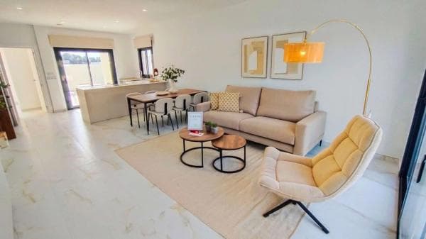 Chalet independiente en venta en Calle Esparto, Pilar de la Horadada
photo 1