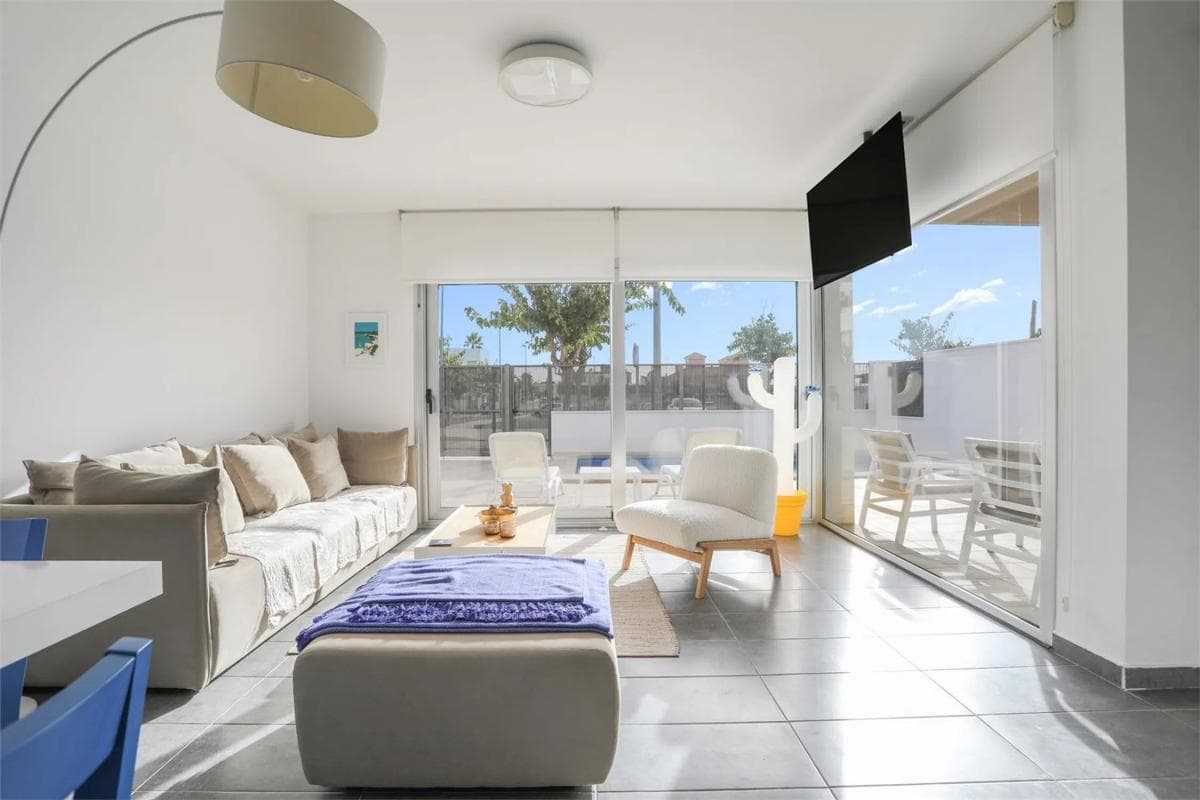 Venta de chalet independiente en Calle Ancla, Pilar de la Horadada
photo 2