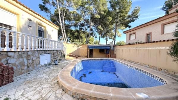 Chalet independiente en venta en Zona Pueblo, Pilar de la Horadada
thumbnail 2