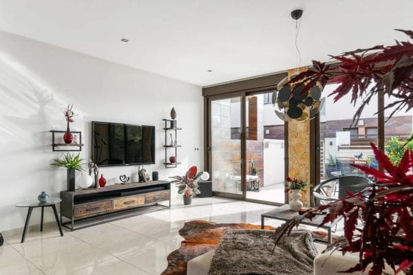 Terraced house for sale at Avenida de Colon s/n , Pilar de la Horadada thumbnail 1