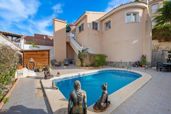 Chalet independiente en venta en Calle Sierra de Ancares, 10, Rojales
photo 1