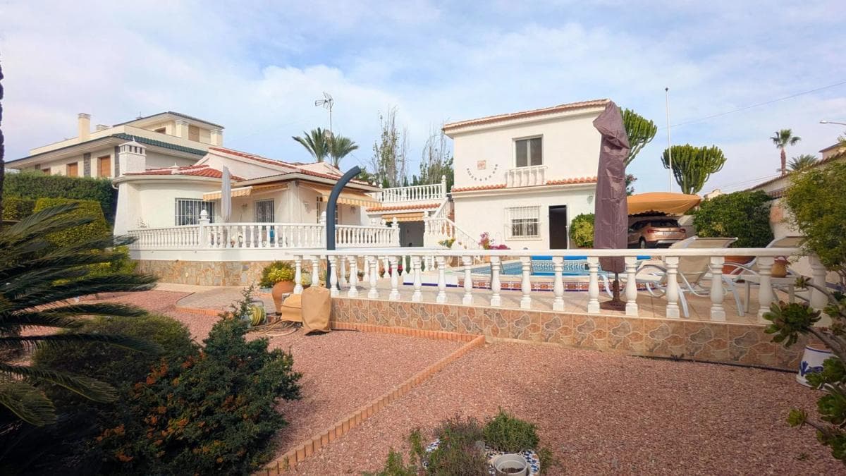 Venta de chalet independiente en Calle Galicia, Rojales
photo 3