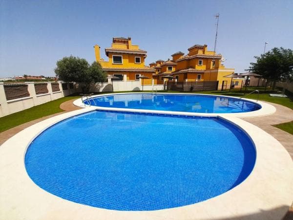 Chalet pareado en avenida Jorge Martínez Aspar thumbnail 2