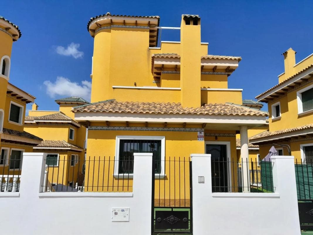 Venta de chalet independiente en Calle Vigo, Rojales
photo 2
