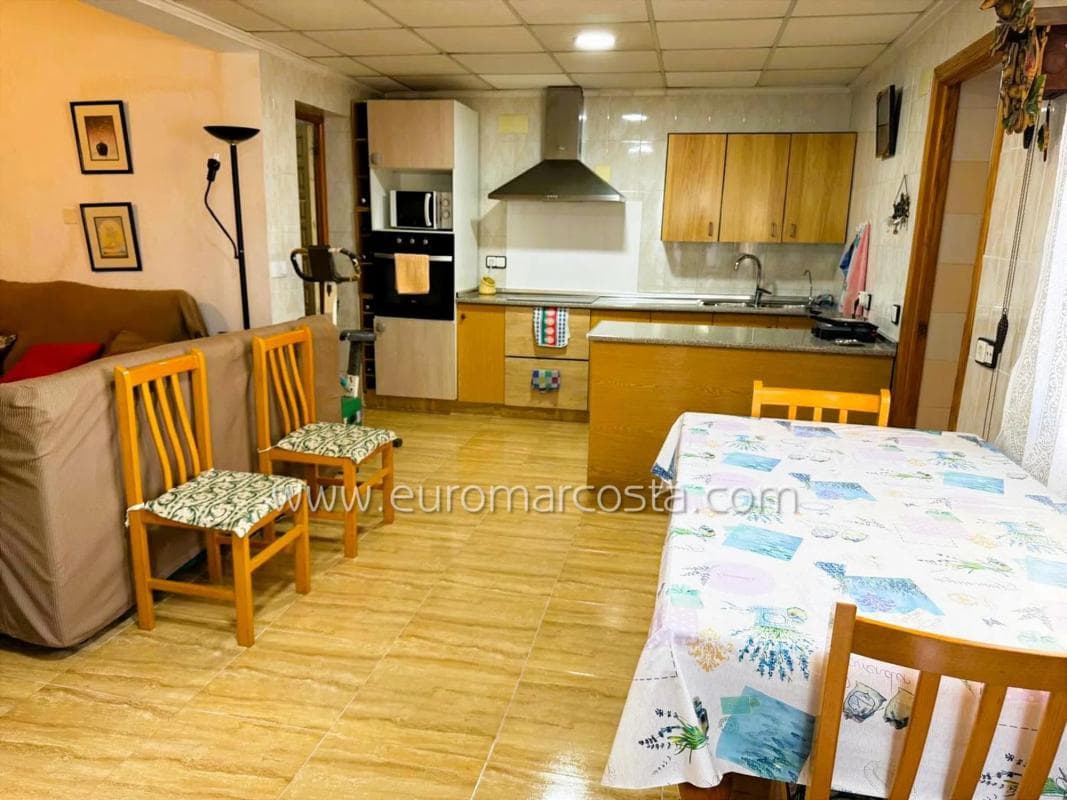 Venta de chalet adosado en Avenida Guardamar , San Fulgencio photo 5