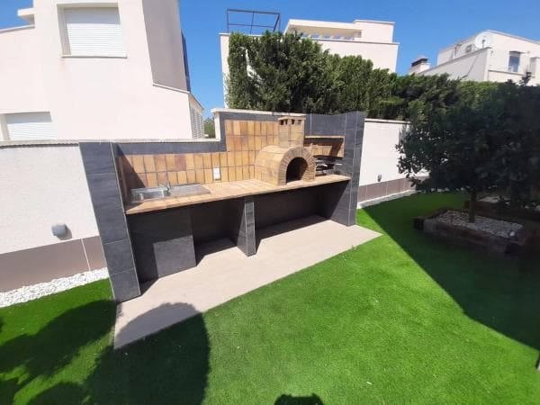 Chalet independiente en venta en San Miguel de Salinas, San Miguel de Salinas
thumbnail 1