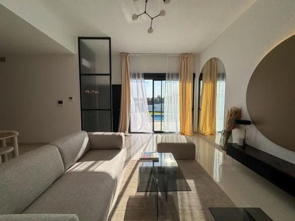 Chalet independiente en venta en San Miguel de Salinas, San Miguel de Salinas
thumbnail 2