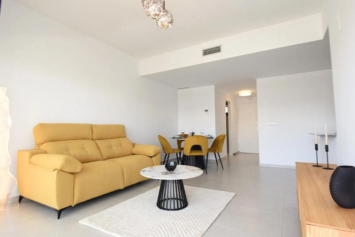 Venta de piso en Calle Rafael Narbona, 4, San Miguel de Salinas
photo 2