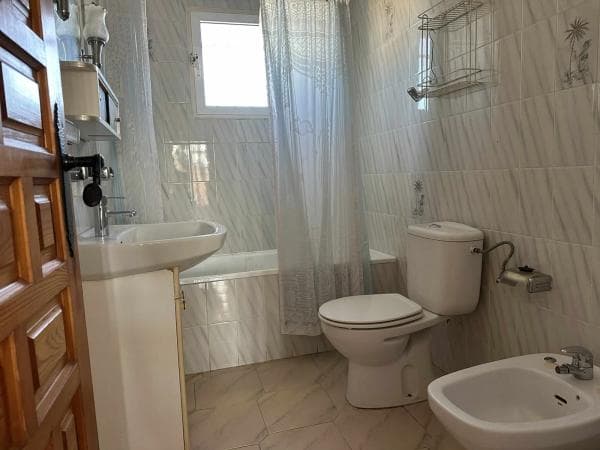 Chalet independiente en venta en Calle Isla Cristina, 18, San Miguel de Salinas
thumbnail 2