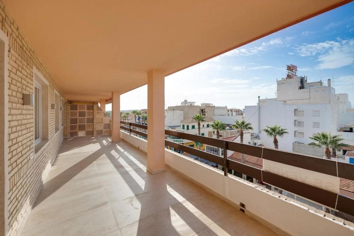 Venta de piso en Calle Benejúzar, 1, Torrevieja
photo 4