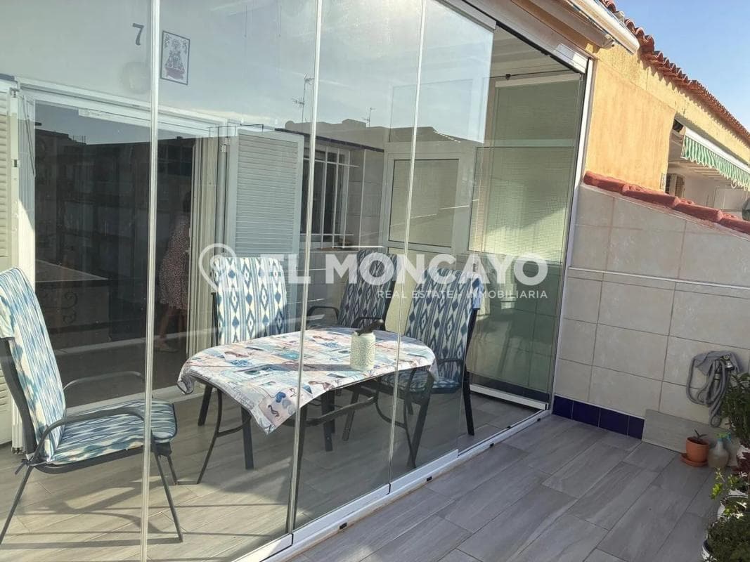 Penthouse sale in Calle Antonio Gil, Torrevieja photo 2
