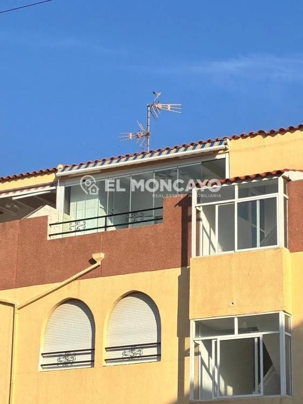 Penthouse sale in Calle Antonio Gil, Torrevieja photo 3