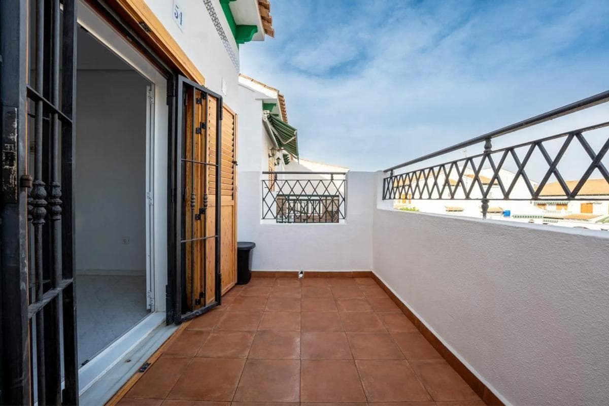 Продажа квартиры на Barrio Cañada del Molino, Торревьеха
photo 2