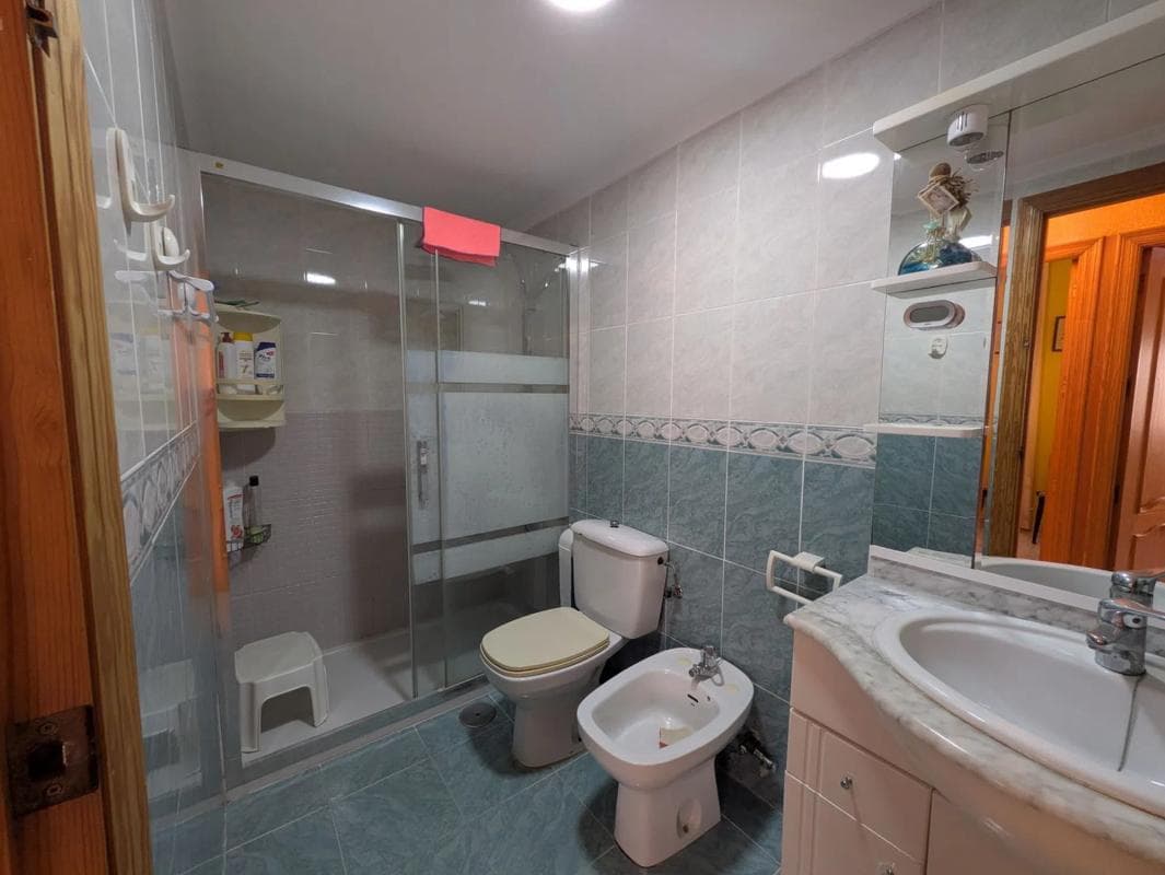 Venta de piso en Avenida del Mediterráneo, Torrevieja
photo 3