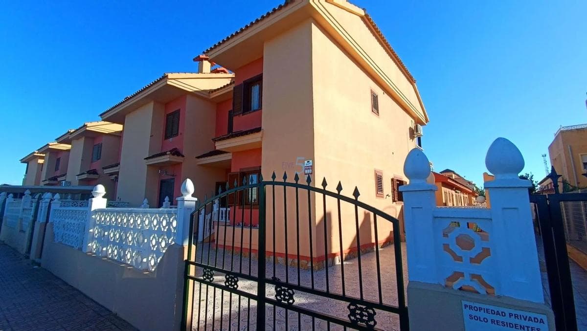 Venta de piso en Barrio La Siesta - El Salado - Torreta, Torrevieja
photo 2