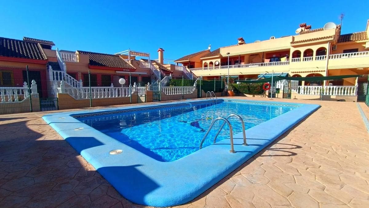 Venta de piso en Barrio La Siesta - El Salado - Torreta, Torrevieja
photo 5