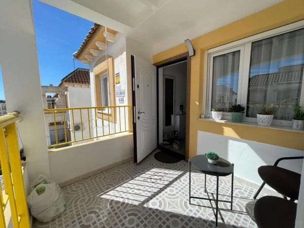 Chalet adosado en venta en Residencial Parque de las Naciones, 10 , Torrevieja photo 1